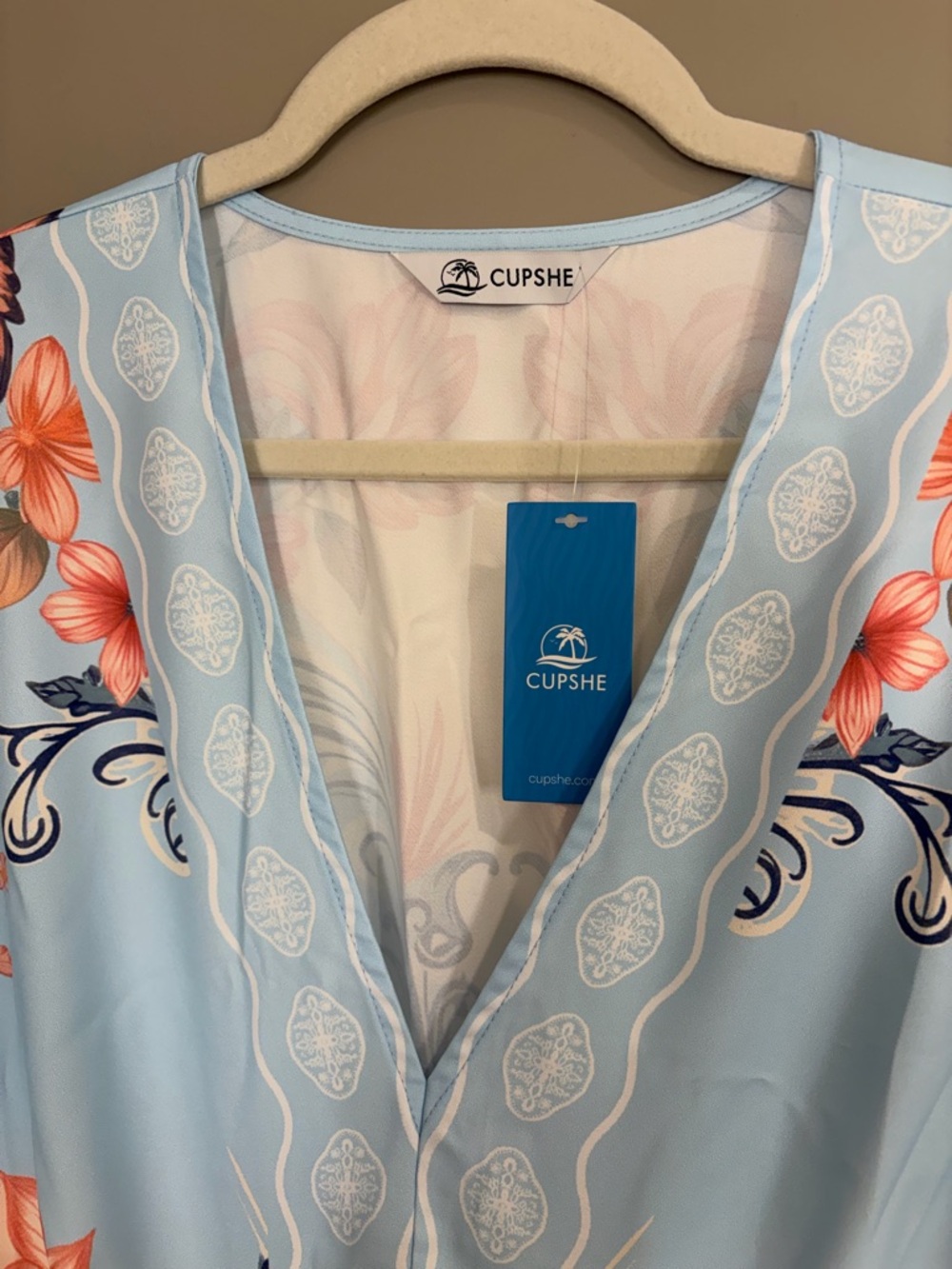 Cupshe Light Blue and Cream Floral Maxi Dress - Picture 15 of 16
